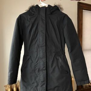 north face arctic faux-fur-trimmed parka (small)